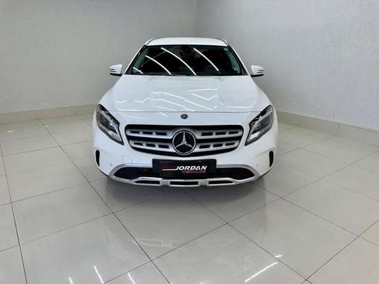 MERCEDES-BENZ-GLA 200-1.6 CGI FLEX ADVANCE 7G-DCT MERCEDES-BENZ-GLA 200-2018