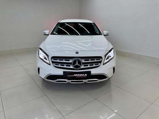 MERCEDES-BENZ-GLA 200-1.6 CGI FLEX ADVANCE 7G-DCT MERCEDES-BENZ-GLA 200-2018