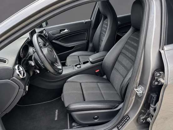 MERCEDES-BENZ-GLA 200-1.6 CGI FLEX STYLE 7G-DCT MERCEDES-BENZ-GLA 200-2019