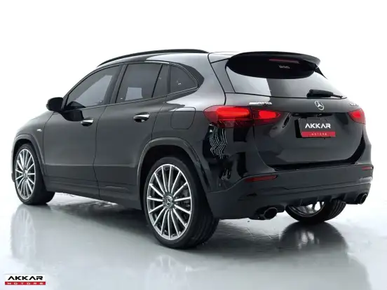 MERCEDES-BENZ-GLA 35 AMG-2024