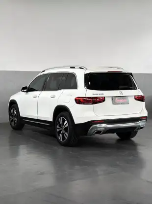 MERCEDES-BENZ-GLB 200-2021