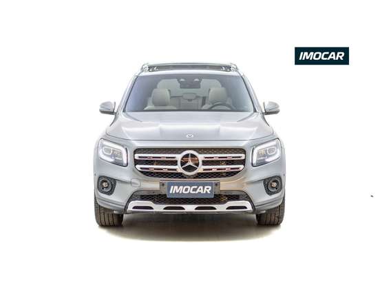 MERCEDES-BENZ-GLB 200-2021