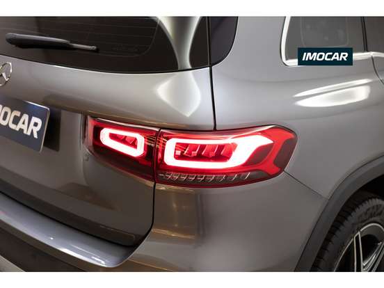 MERCEDES-BENZ-GLB 200-2021