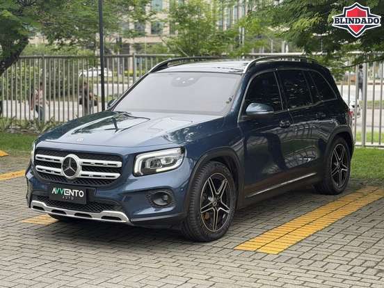MERCEDES-BENZ-GLB 200-2020