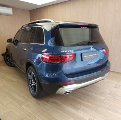 MERCEDES-BENZ-GLB 200-2022