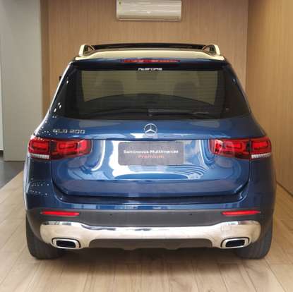 MERCEDES-BENZ-GLB 200-2022