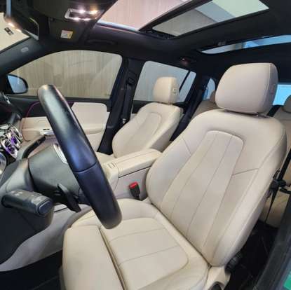 MERCEDES-BENZ-GLB 200-2022