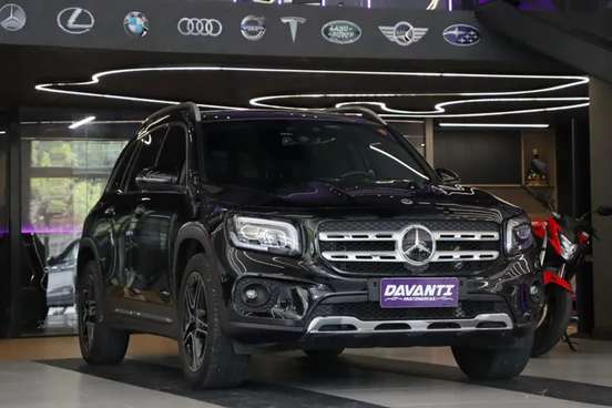 MERCEDES-BENZ-GLB 200-2020