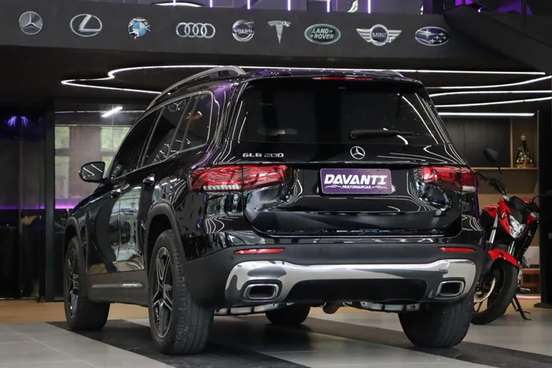MERCEDES-BENZ-GLB 200-2020