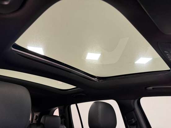 MERCEDES-BENZ-GLB 200-2020