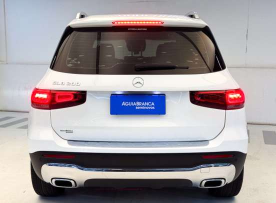 MERCEDES-BENZ-GLB 200-2020