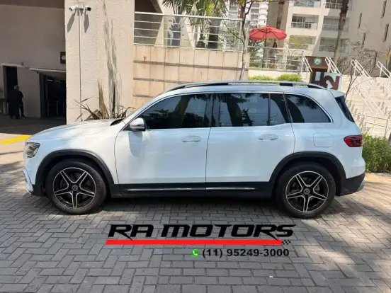 MERCEDES-BENZ-GLB 220-2.0 MHEV AMG LINE 4MATIC 8G-DCT MERCEDES-BENZ-GLB 220-2024