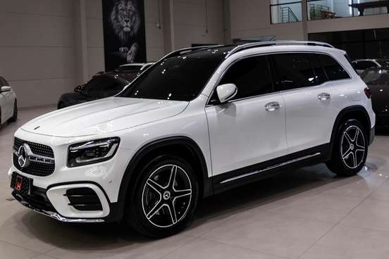 MERCEDES-BENZ-GLB 220-2024