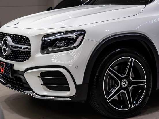 MERCEDES-BENZ-GLB 220-2.0 MHEV AMG LINE 4MATIC 8G-DCT MERCEDES-BENZ-GLB 220-2024