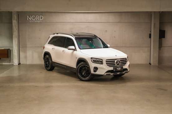 MERCEDES-BENZ-GLB 220-2025
