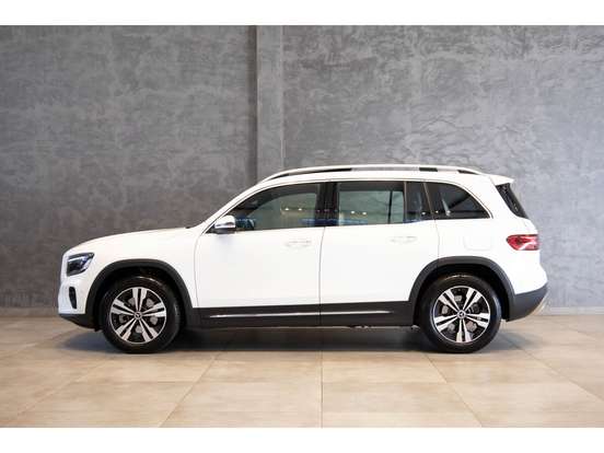 MERCEDES-BENZ-GLB 220-2.0 MHEV PROGRESSIVE 4MATIC 8G-DCT MERCEDES-BENZ-GLB 220-2024