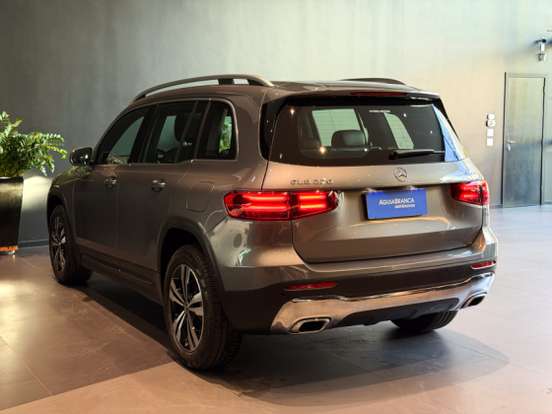 MERCEDES-BENZ-GLB 220-2025