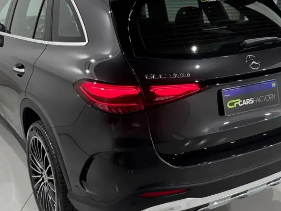 MERCEDES-BENZ-GLC 300-2.0 MHEV AMG LINE 4MATIC 9G-TRONIC MERCEDES-BENZ-GLC 300-2025