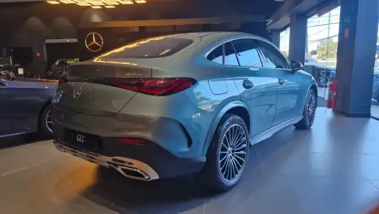 MERCEDES-BENZ-GLC 300-2026