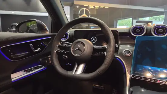 MERCEDES-BENZ-GLC 300-2026
