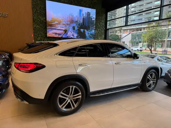 MERCEDES-BENZ-GLE 400d-2022