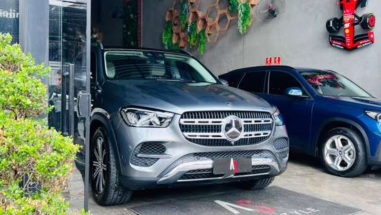 MERCEDES-BENZ-GLE 450d-2024
