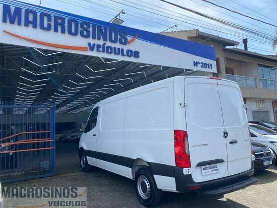 MERCEDES-BENZ-SPRINTER-2021