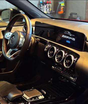 MERCEDES-BENZ-A 35 AMG-2019