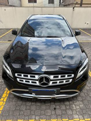 Mercedes-Benz CLA 200 1.6 CGI Flex 7G-DCT