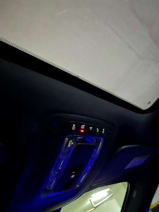 MERCEDES-BENZ-GLA 200-2022