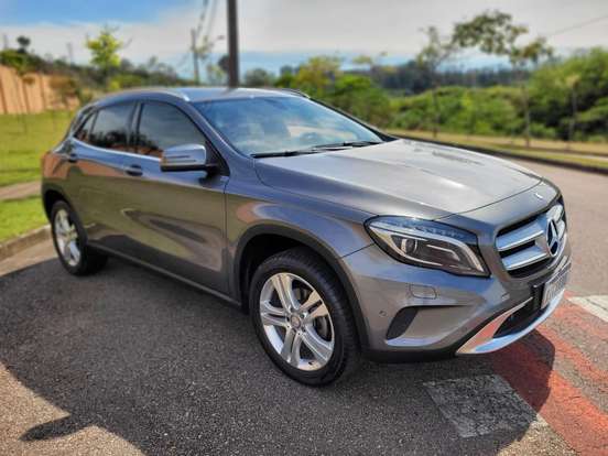 MERCEDES-BENZ-GLA 200-1.6 CGI ADVANCE 16V TURBO FLEX 4P AUTOMÁTICO MERCEDES-BENZ-GLA 200-2017