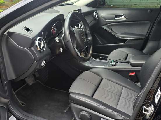 MERCEDES-BENZ-GLA 200-1.6 CGI FLEX STYLE 7G-DCT MERCEDES-BENZ-GLA 200-2019