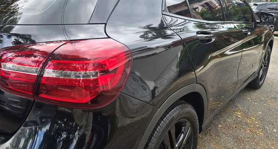 MERCEDES-BENZ-GLA 200-2019