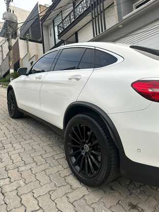 MERCEDES-BENZ-GLC 250-2019
