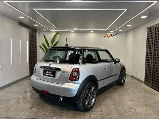 MINI-COOPER-2009