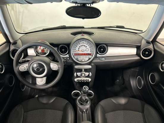 MINI-COOPER-2009
