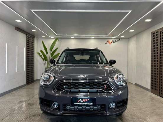 MINI-COUNTRYMAN-2019