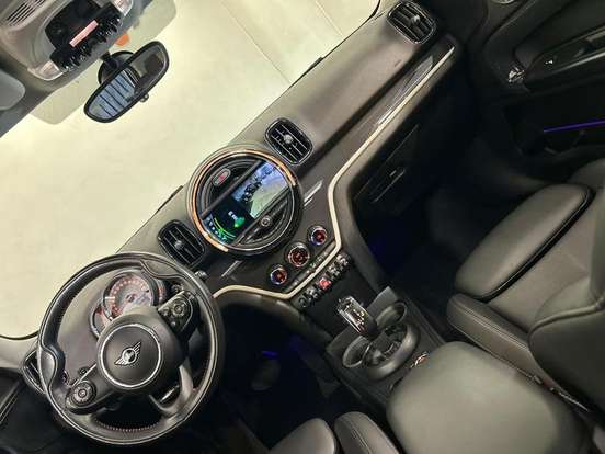 MINI-COUNTRYMAN-2019