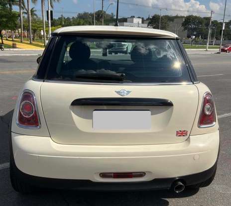 MINI-ONE-2011