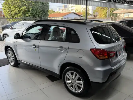 MITSUBISHI-ASX-2012
