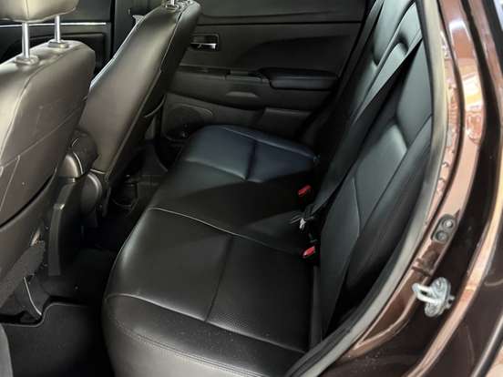 MITSUBISHI-ASX-2015