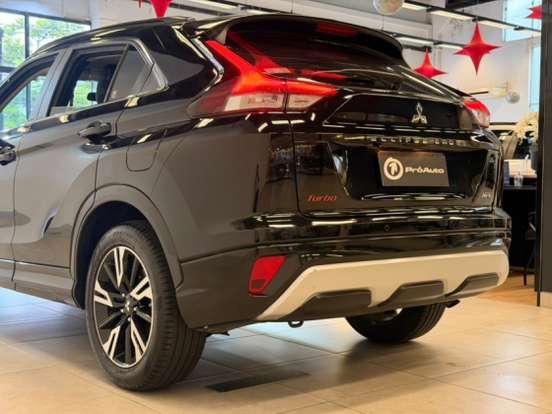 MITSUBISHI-ECLIPSE CROSS-1.5 MIVEC TURBO GASOLINA HPE CVT MITSUBISHI-ECLIPSE CROSS-2023