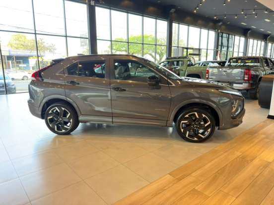 MITSUBISHI-ECLIPSE CROSS-2027