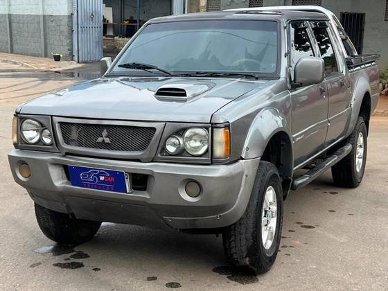 MITSUBISHI L200 2.5 GLS 4X4 CD 8V TURBO DIESEL 4P MANUAL