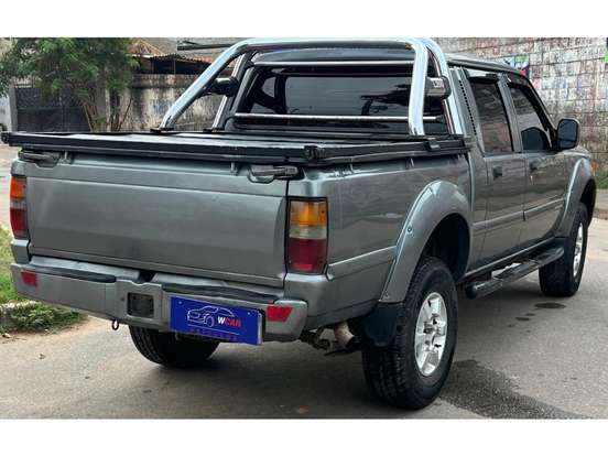 MITSUBISHI-L200-2002