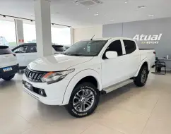 MITSUBISHI L200 TRITON 2.4 16V TURBO DIESEL OUTDOOR GLX CD 4X4 MANUAL MITSUBISHI L200 TRITON 2.4 16V TURBO DIESEL OUTDOOR GLX CD 4X4 MANUAL