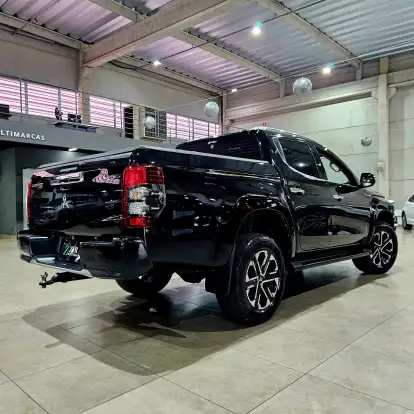 MITSUBISHI-L200 TRITON-2023