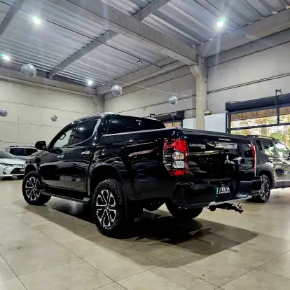 MITSUBISHI-L200 TRITON-2023