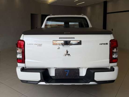 MITSUBISHI-L200 TRITON-2022