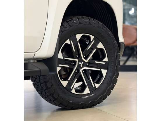 MITSUBISHI-L200 TRITON-2.4 16V TURBO DIESEL SPORT HPE-S CD 4P 4X4 AUTOMÁTICO MITSUBISHI-L200 TRITON-2022